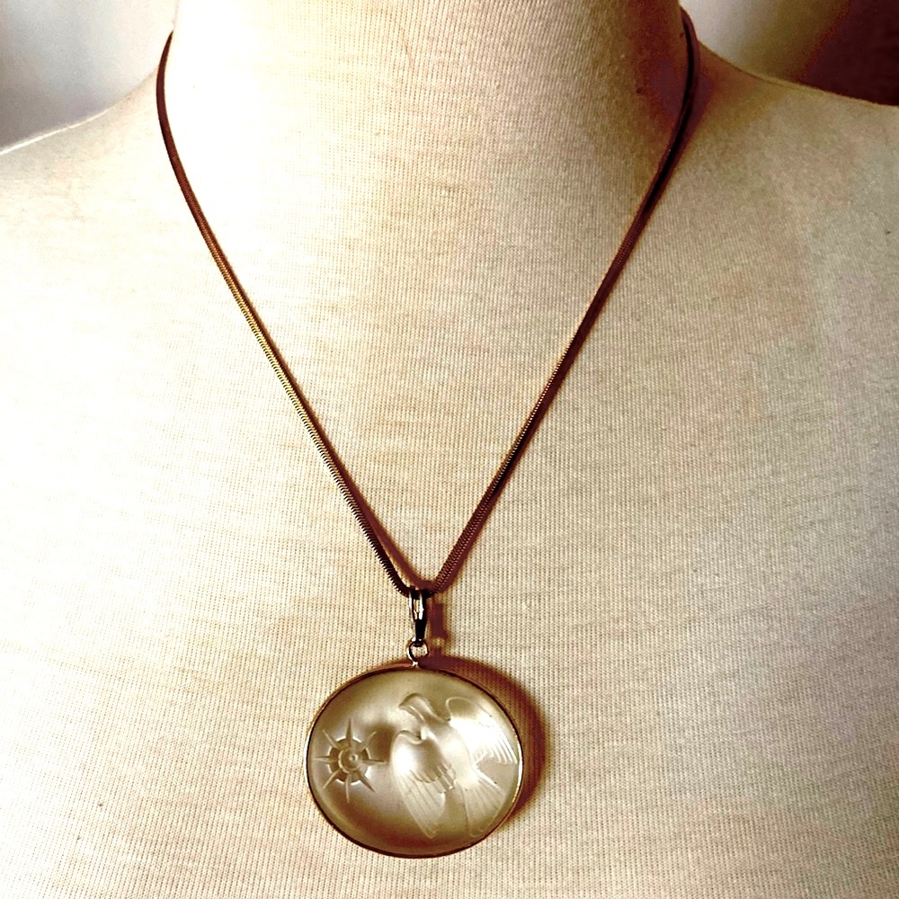 Vintage Etched Glass Italian Necklace
